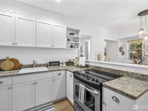 125 Warren Avenue N M, Seattle WA 98109