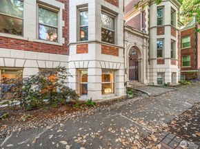 125 Warren Avenue N M, Seattle WA 98109