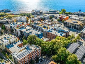 125 Warren Avenue N M, Seattle WA 98109