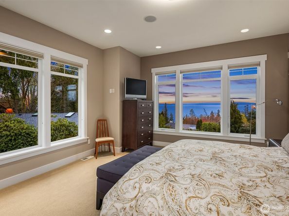 1503 Debrelon Lane, Mukilteo WA 98275