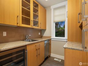 1503 Debrelon Lane, Mukilteo WA 98275