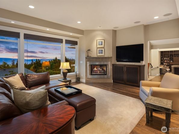 1503 Debrelon Lane, Mukilteo WA 98275