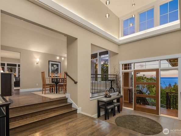 1503 Debrelon Lane, Mukilteo WA 98275