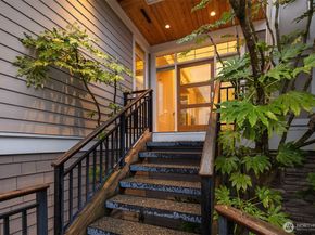 1503 Debrelon Lane, Mukilteo WA 98275