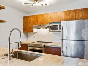 15415 35th Avenue W A306, Lynnwood WA 98087