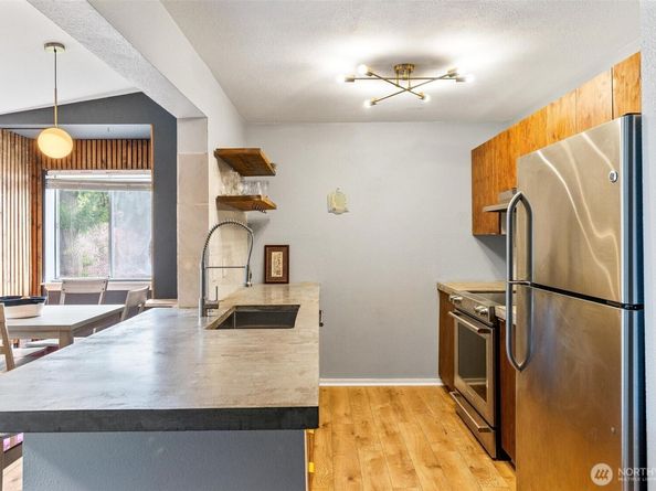 15415 35th Avenue W A306, Lynnwood WA 98087