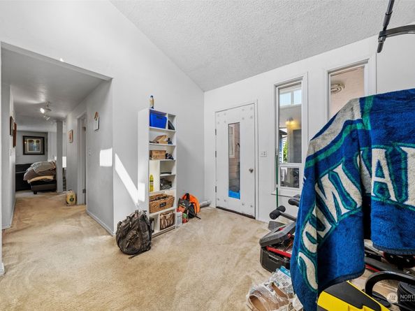 2118 160th Place SW, Lynnwood WA 98087