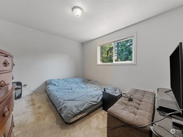 2118 160th Place SW, Lynnwood WA 98087