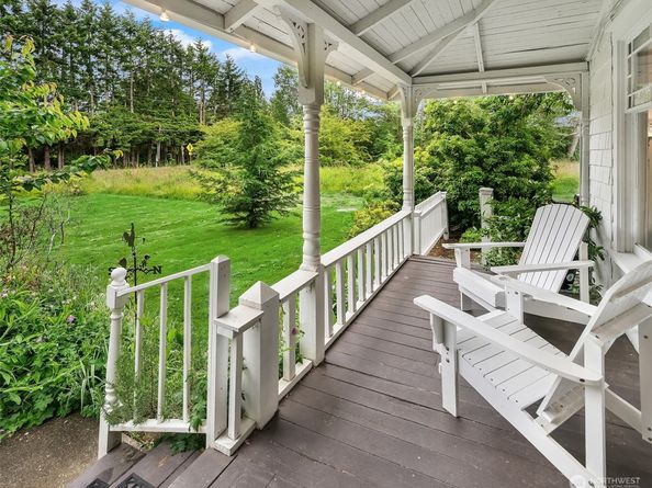 18913 Vashon Hwy SW, Vashon WA 98070