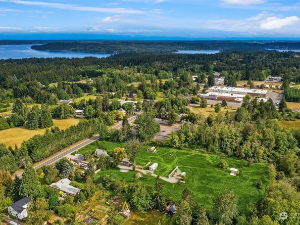 18913 Vashon Hwy SW, Vashon WA 98070