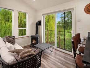 18913 Vashon Hwy SW, Vashon WA 98070