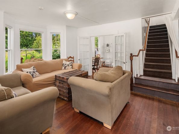 18913 Vashon Hwy SW, Vashon WA 98070
