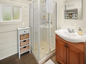 18913 Vashon Hwy SW, Vashon WA 98070