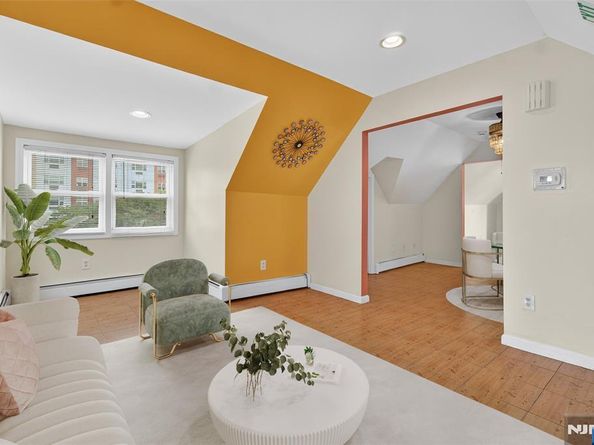 209 50th Street, West New York NJ 07093