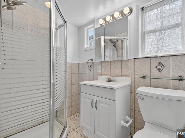 209 50th Street, West New York NJ 07093