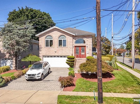 499 Morse Avenue, Ridgefield NJ 07657