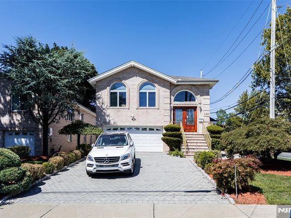 499 Morse Avenue, Ridgefield NJ 07657