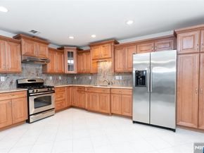 499 Morse Avenue, Ridgefield NJ 07657