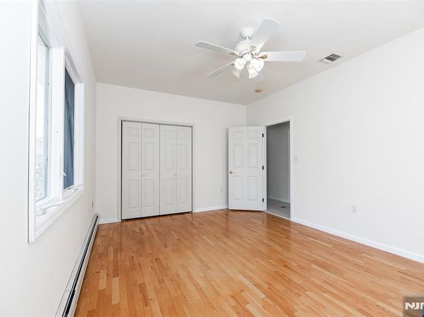 499 Morse Avenue, Ridgefield NJ 07657