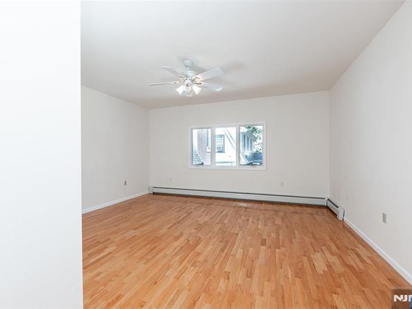 499 Morse Avenue, Ridgefield NJ 07657