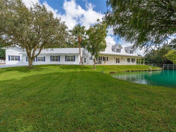 5750 James B Pirtle Ave, Southwest Ranches FL 33330