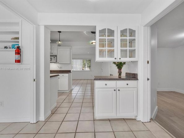 11111 SW 78th Ct, Pinecrest FL 33156