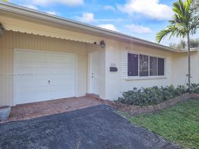 11111 SW 78th Ct, Pinecrest FL 33156