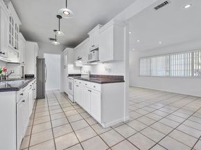 11111 SW 78th Ct, Pinecrest FL 33156