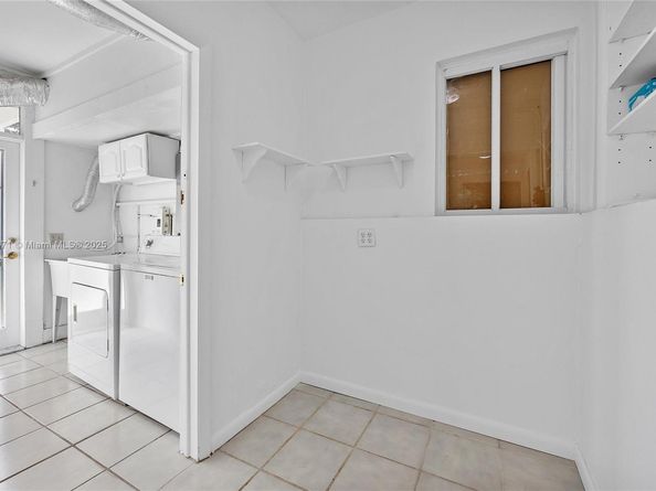 11111 SW 78th Ct, Pinecrest FL 33156