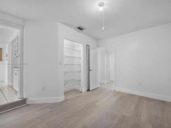 11111 SW 78th Ct, Pinecrest FL 33156