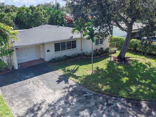 11111 SW 78th Ct, Pinecrest FL 33156