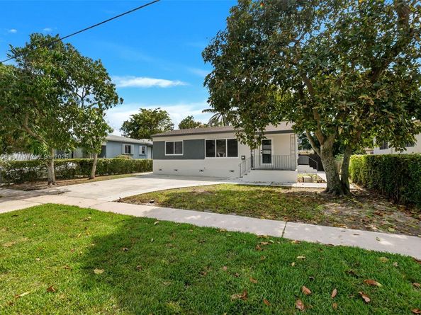 130 NE 169 Ter, North Miami Beach FL 33162