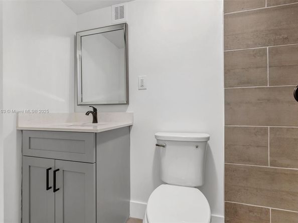 130 NE 169 Ter, North Miami Beach FL 33162
