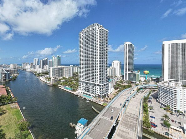 4010 S Ocean Dr T3706, Hollywood FL 33019