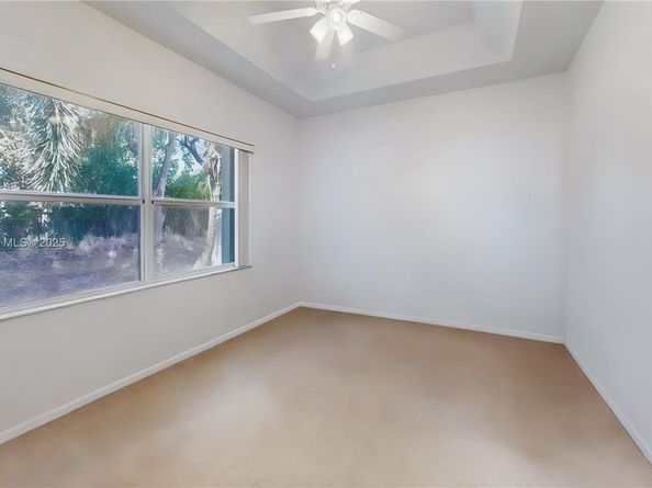 1640 NE 37th Ave, Homestead FL 33033