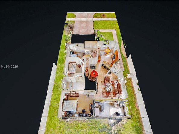 1640 NE 37th Ave, Homestead FL 33033