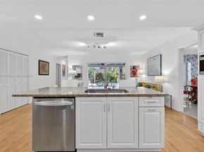 7521 SW 165th Ter, Palmetto Bay FL 33157