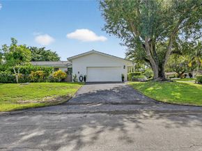 7521 SW 165th Ter, Palmetto Bay FL 33157