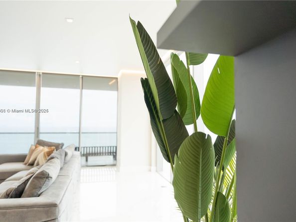 18501 Collins Ave 1104, Sunny Isles Beach FL 33160