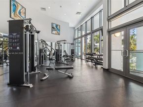 6000 Collins Ave 304, Miami Beach FL 33140