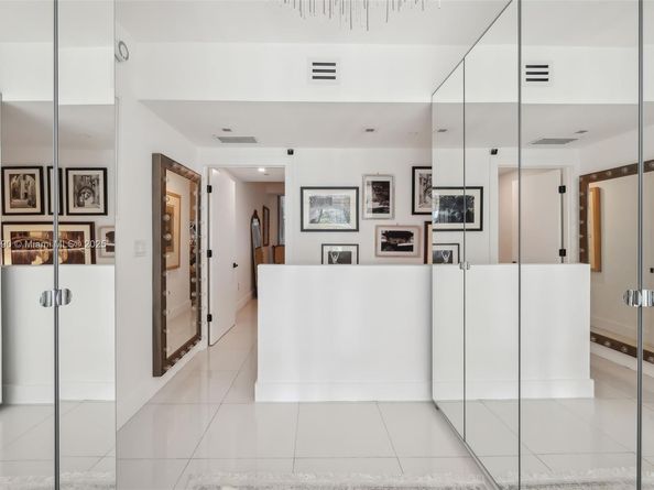 6000 Collins Ave 304, Miami Beach FL 33140