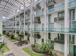 6000 Collins Ave 304, Miami Beach FL 33140