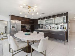 6000 Collins Ave 304, Miami Beach FL 33140