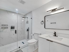 13550 NW 5th Ave, North Miami FL 33168