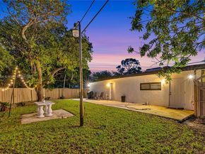 13550 NW 5th Ave, North Miami FL 33168