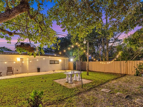 13550 NW 5th Ave, North Miami FL 33168