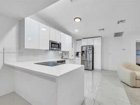 13550 NW 5th Ave, North Miami FL 33168