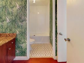 500 Three Islands Blvd L 25, Hallandale Beach FL 33009