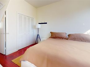 500 Three Islands Blvd L 25, Hallandale Beach FL 33009