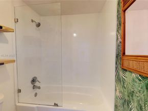 500 Three Islands Blvd L 25, Hallandale Beach FL 33009